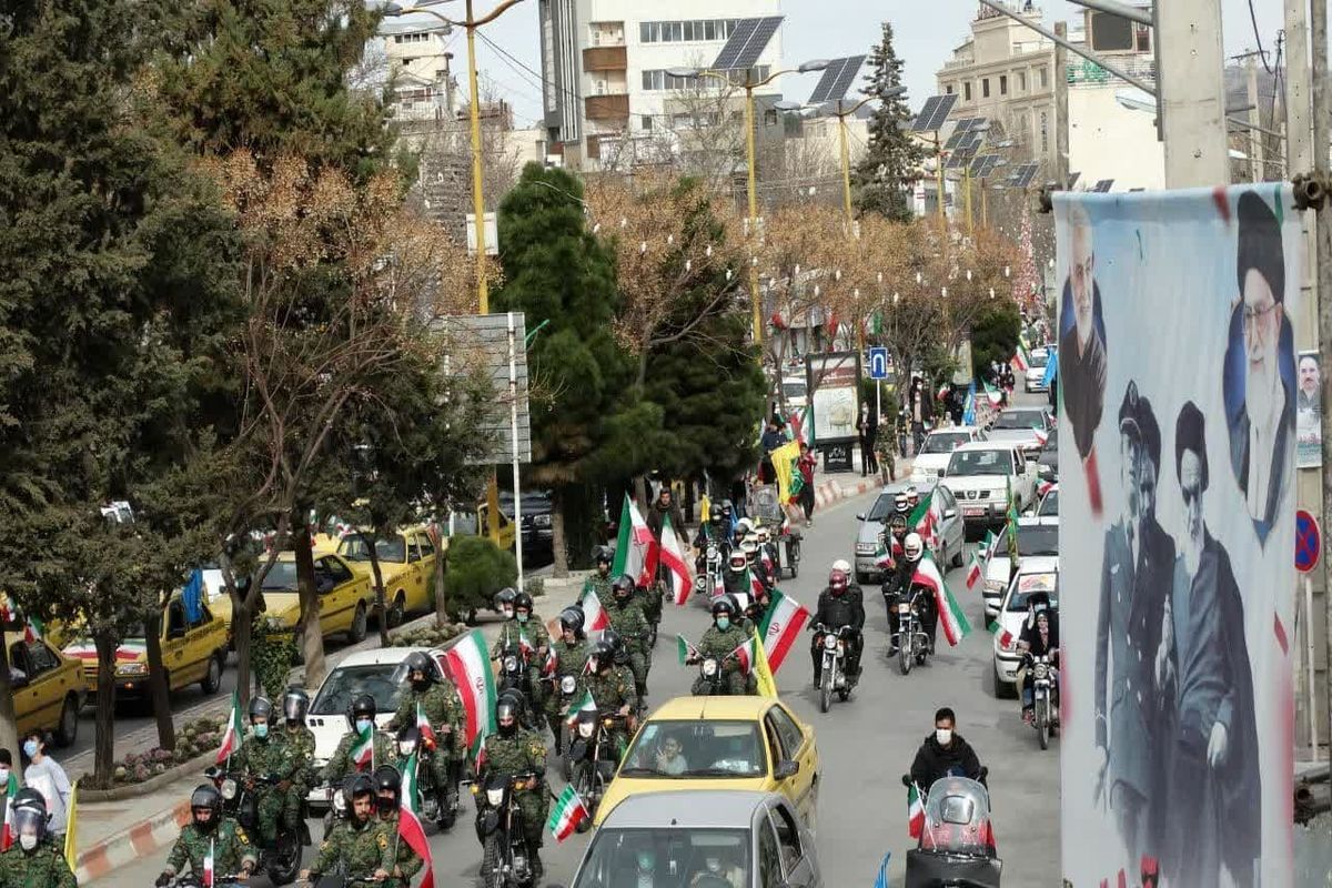 برگزاری رژه موتوری وخورویی  بزرگداشت یوم الله ۲۲ بهمن درلرستان