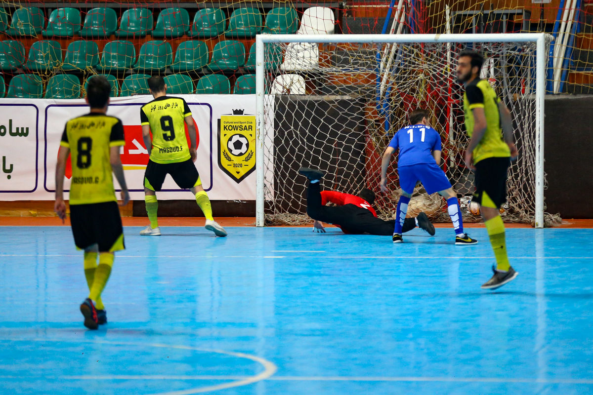 شکست فوتسالیست های کراپ در لیگ برتر