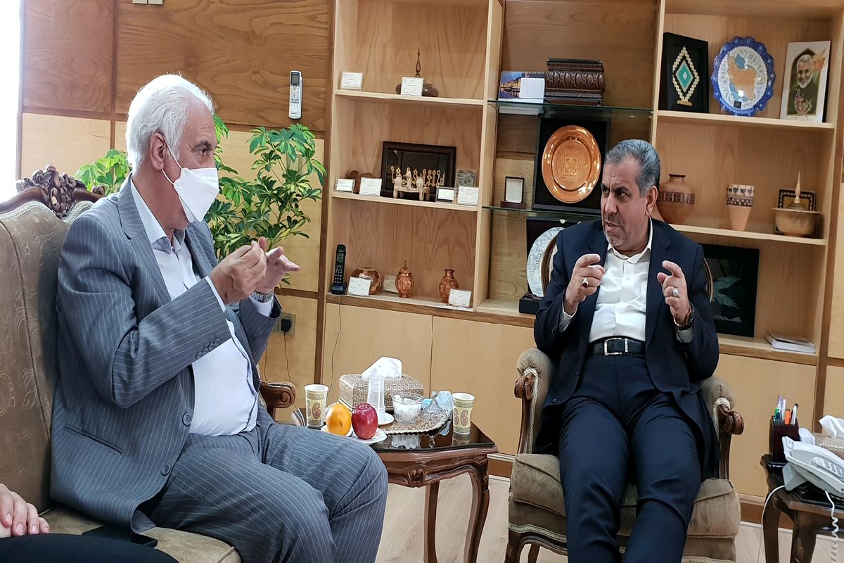 اهلیت، توان مالی و تعهد بخش خصوصی در واگذاری سالن ورزشی 
اولویت دارد