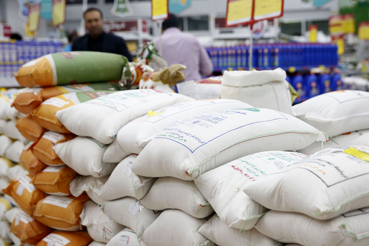 توزیع ۲ هزار تن برنج و شکر در استان مرکزی