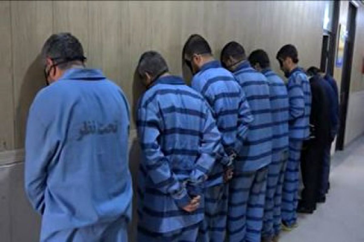 دستگیری ۸ عضو شبکه تروریستی و تجزیه طلب در شادگان