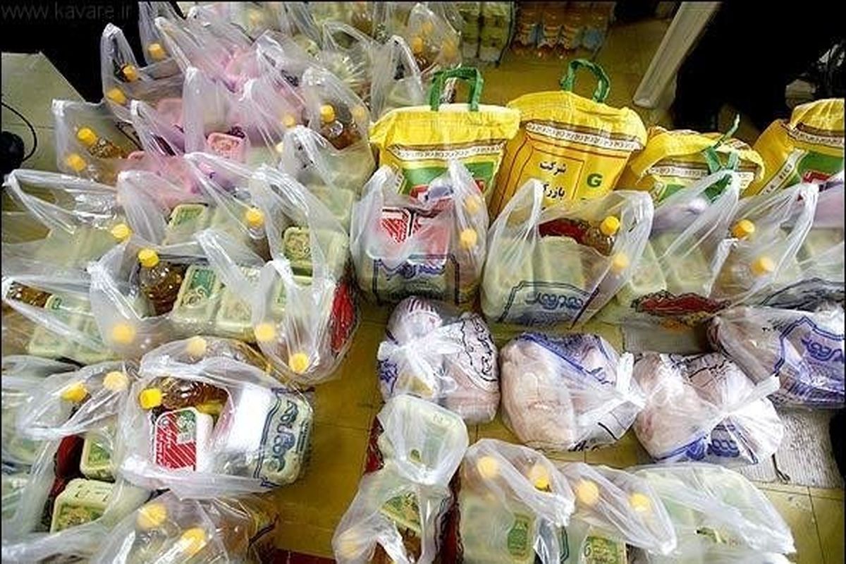 توزیع ۱۵۰۰ بسته غذایی بین نیازمندان شهرستان سامان