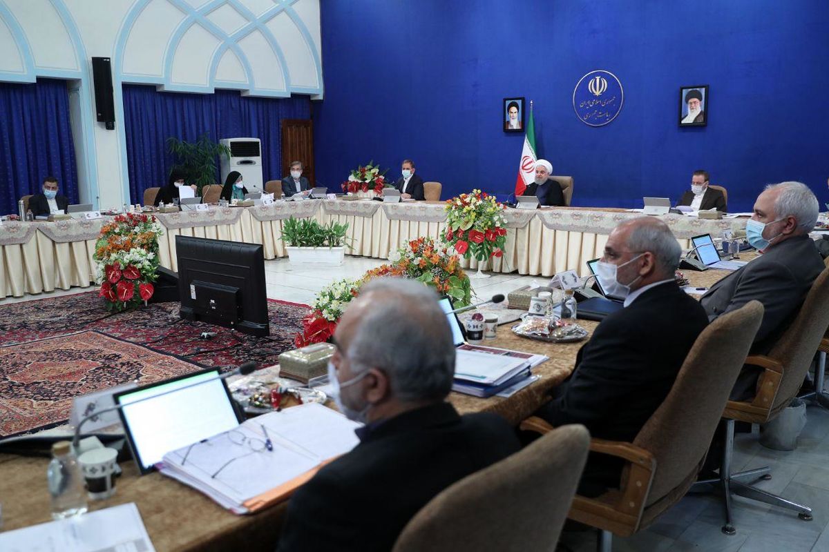 راهی جز تغییر سبک زندگی نداریم/ دولت علاقه ای به وارد شدن به حاشیه‌ها ندارد/  