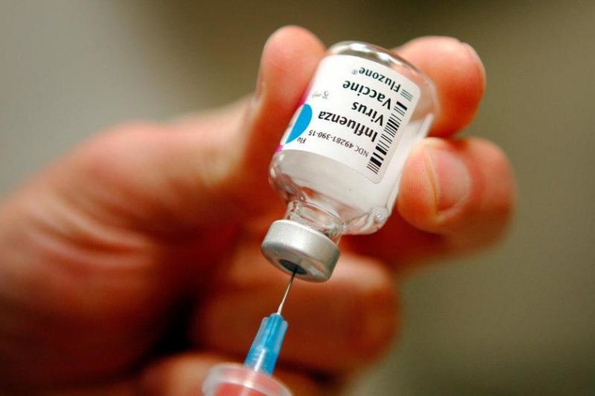 آیا با واکسن آنفلوآنزا از شر کرونا در امان می‌مانیم؟