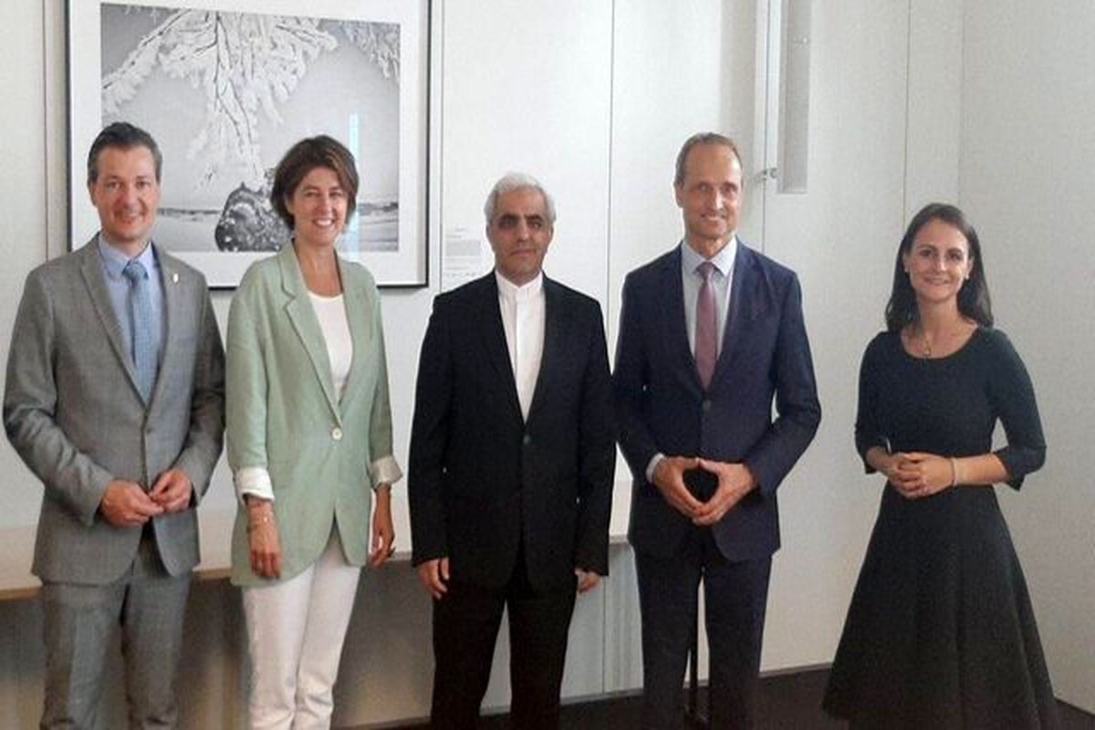 سفیر ایران در وین با رئیس گروه دوستی پارلمانی ایران و اتریش دیدار کرد