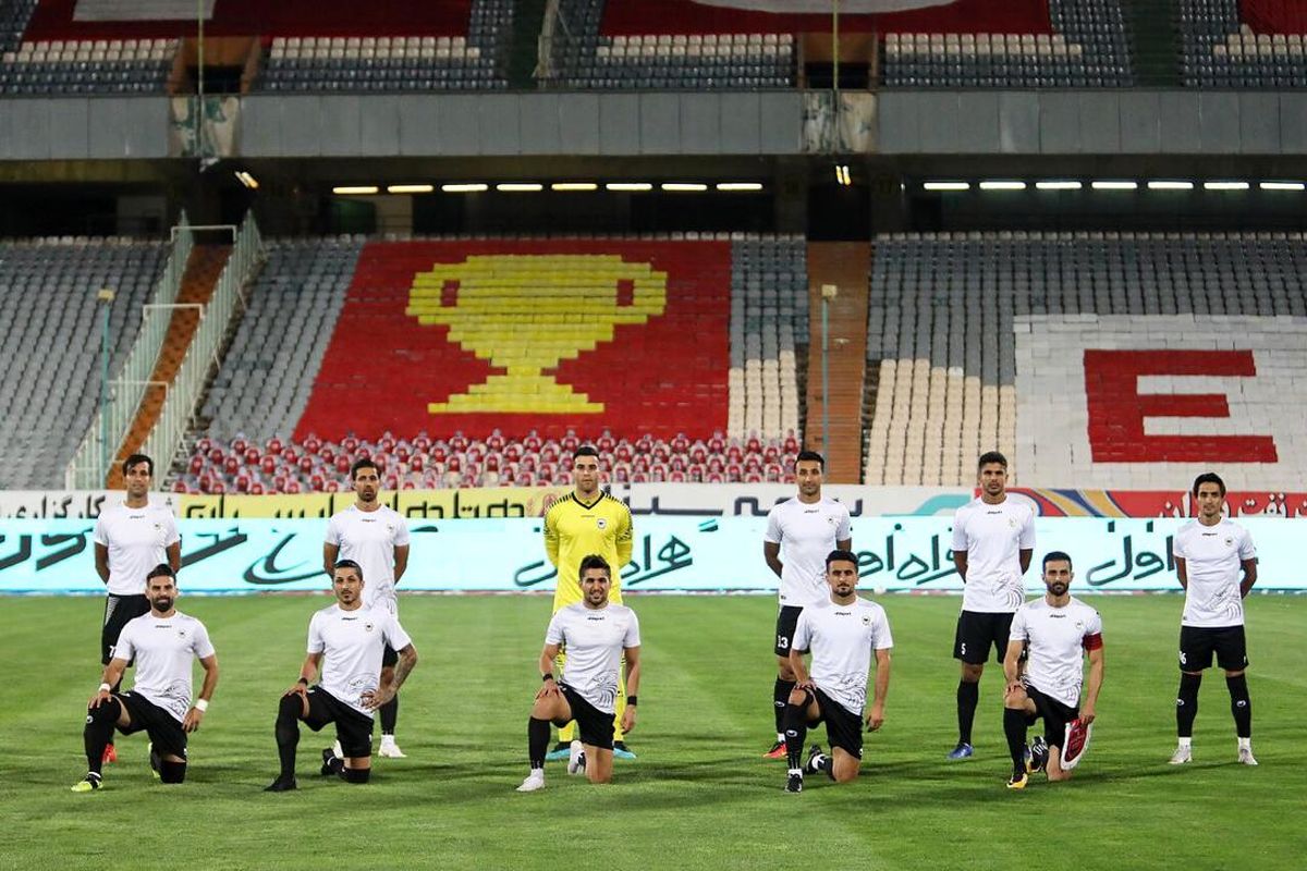 اقدام بازیکنان شاهین برای بزرگداشت پیشکسوتان فقید فوتبال بوشهر