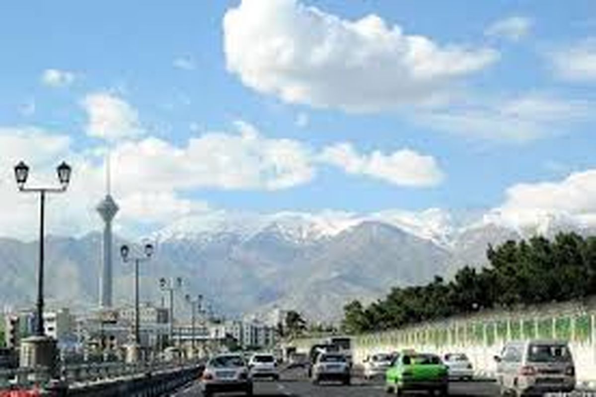 هوای تهران در حوالی ظهر آلوده می‌شود