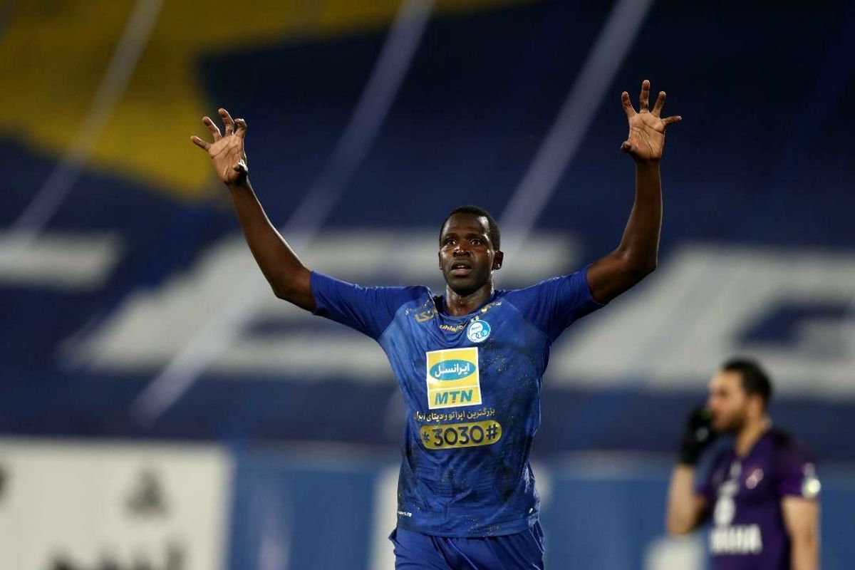 دیاباته، استقلال را پیش انداخت