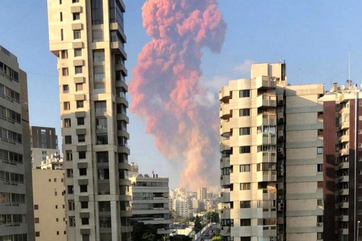 لحظه به لحظه با انفجار مهیب در بیروت/ بزرگترین انفجار در بیروت از سال ۲۰۰۵ رقم خورد