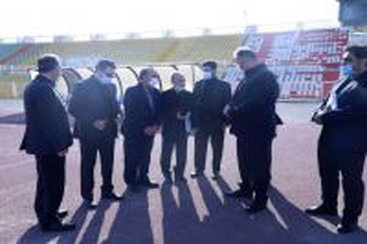بازدید  مشاور وزیر از مجموعه ورزشی علی دایی اردبیل