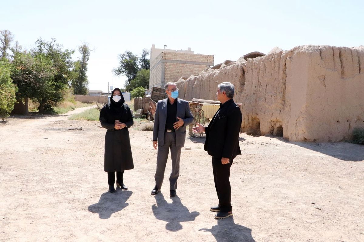 بازدید فرماندار قرچک از 