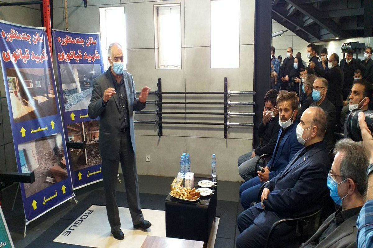 استخر وحیدیه شهریار با حضور وزیر ورزش و جوانان کلنگ زنی شد