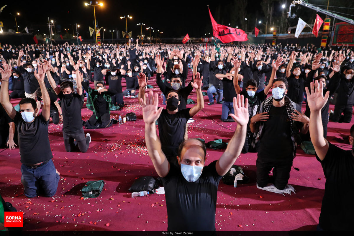 مسئولین با الگوگیری از قیام حسینی به مشکلات فرهنگی و اقتصادی رسیدگی کنند