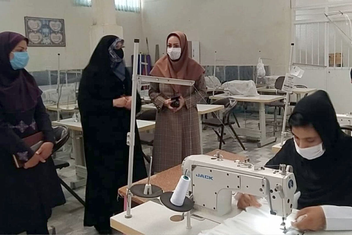 تولید ماسک سفره‌ زنان کارآفرین سیستان و بلوچستان را رونق بخشیده است