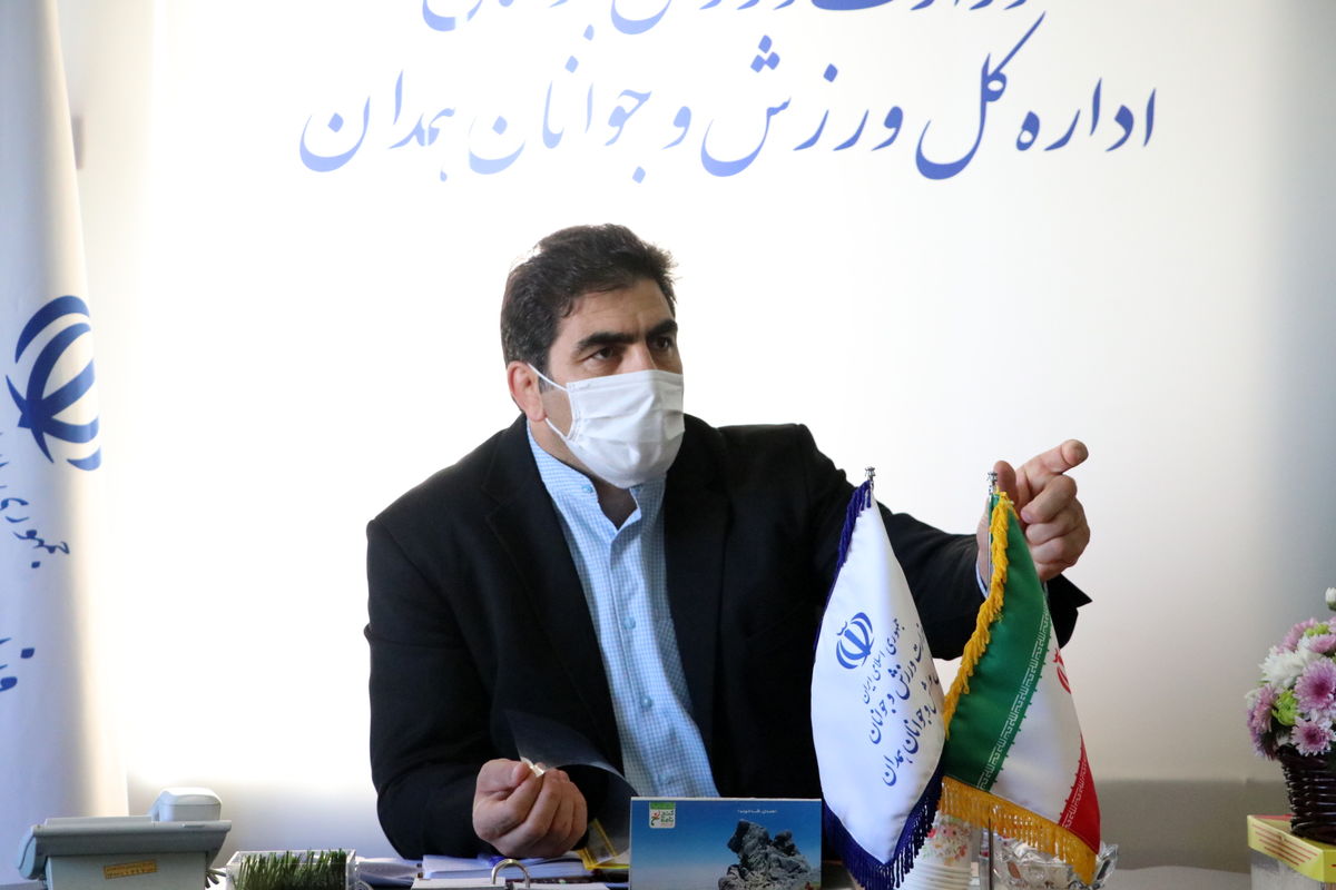 ضرورت اجرای مسابقات و جشنواره‌های فرهنگی و ورزشی مجازی در استان همدان