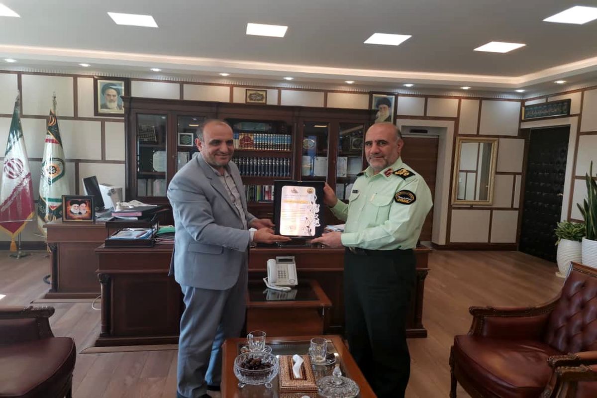 مدیرکل کمیته امداد استان تهران با رئیس پلیس پایتخت دیدار کرد