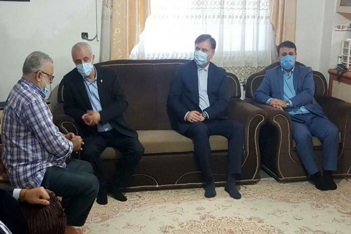 دیدار رئیس بنیاد شهید و امور ایثارگران  با سه خانواده شهید، جانباز و آزاده دوران دفاع مقدس گیلان