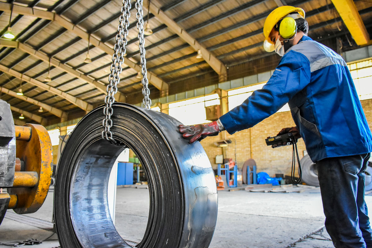 بازگشت ۴۰ واحد تولیدی راکد به چرخه تولید