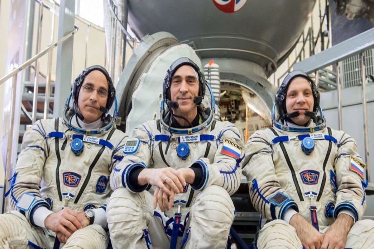 بازگشت فضانوردان از فضا پس از ۶ماه