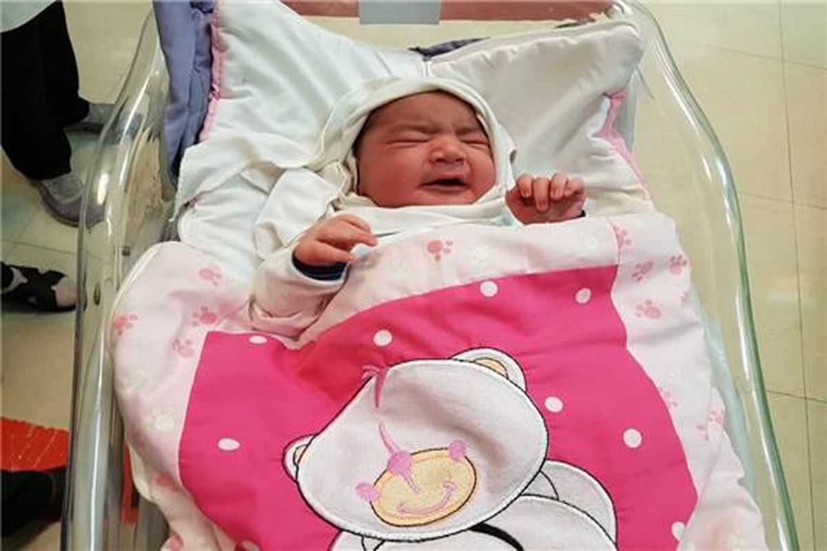 دومین نوزاد سنگین‌وزن ایران در خرمشهر به دنیا آمد