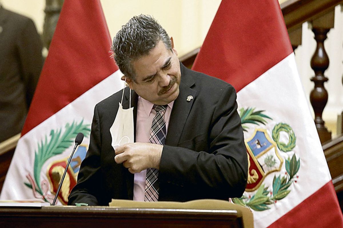 رییس جمهوری پرو استعفا کرد