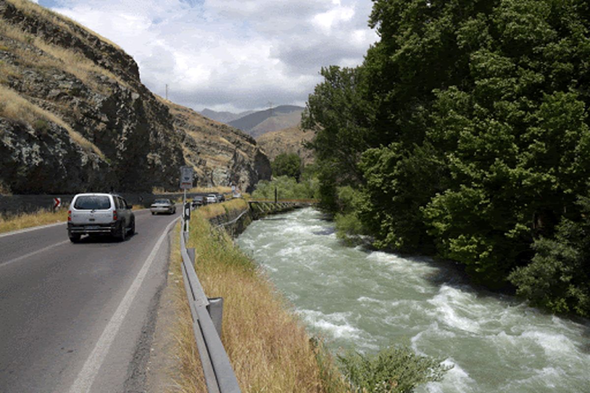 خشک شدن ۲۵ کیلومتر از رودخانه کرج با انتقال تونلی آب به تهران