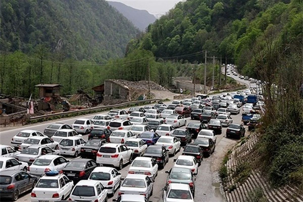 ترافیک سنگین در راه های مواصلاتی به پایتخت