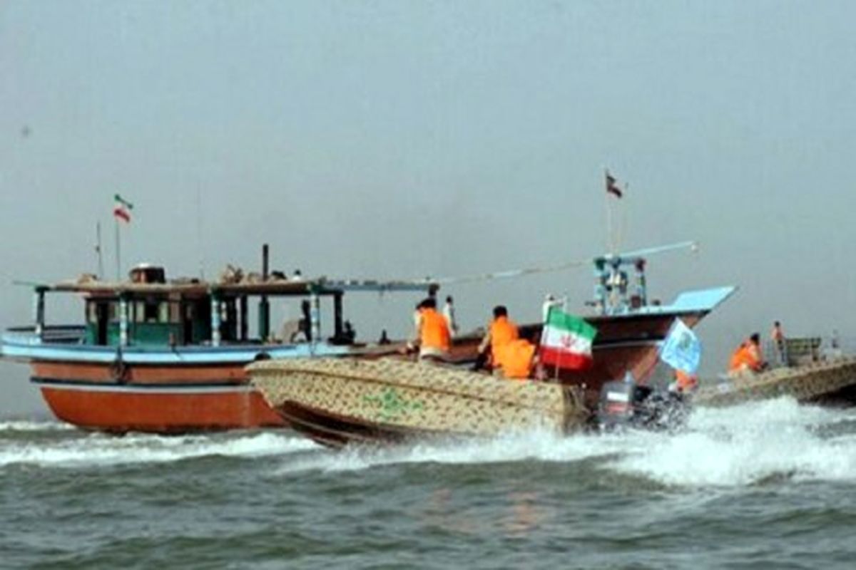 توقیف ۷۲ فروند لنج و قایق متخلف در آب های ساحلی سیستان و بلوچستان