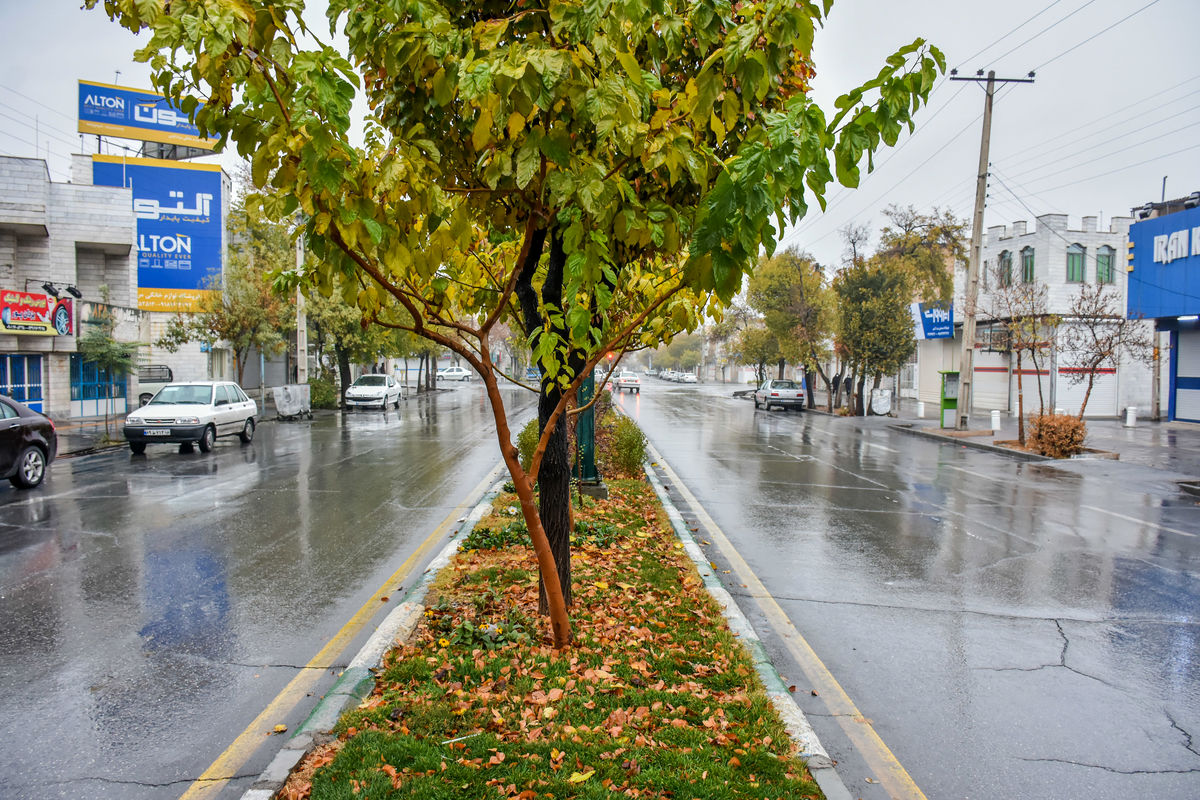 باران پاییزی هوای اصفهان را پاک کرد