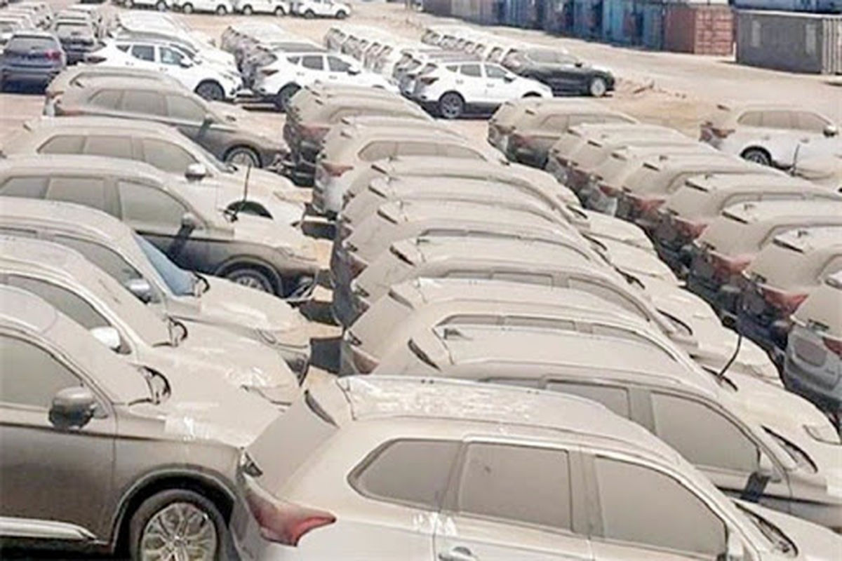 پارکینگ احتکار میلیاردی خودرو در غرب تهران لو رفت