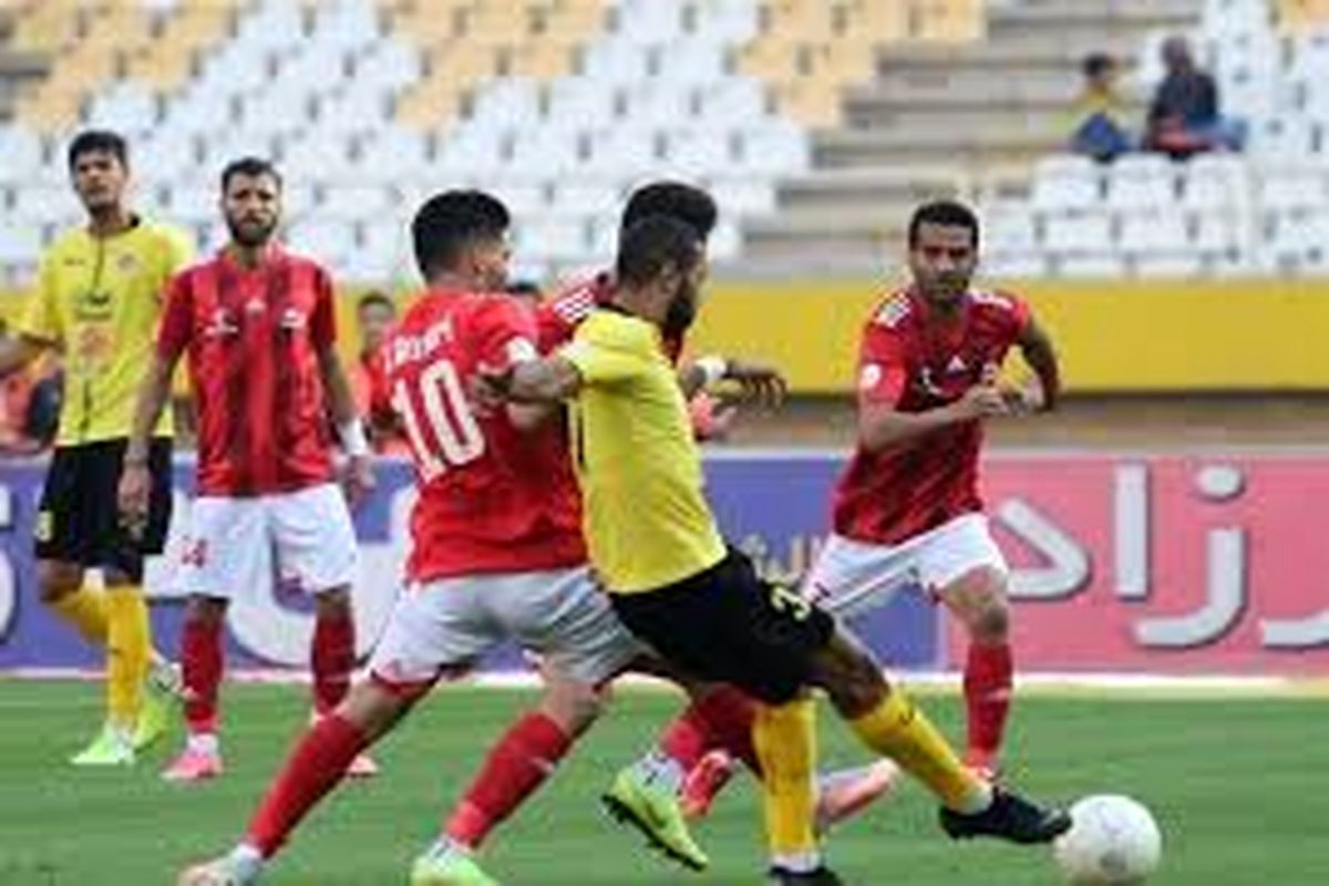 زمان بازی قرمزها تغییر کرد!