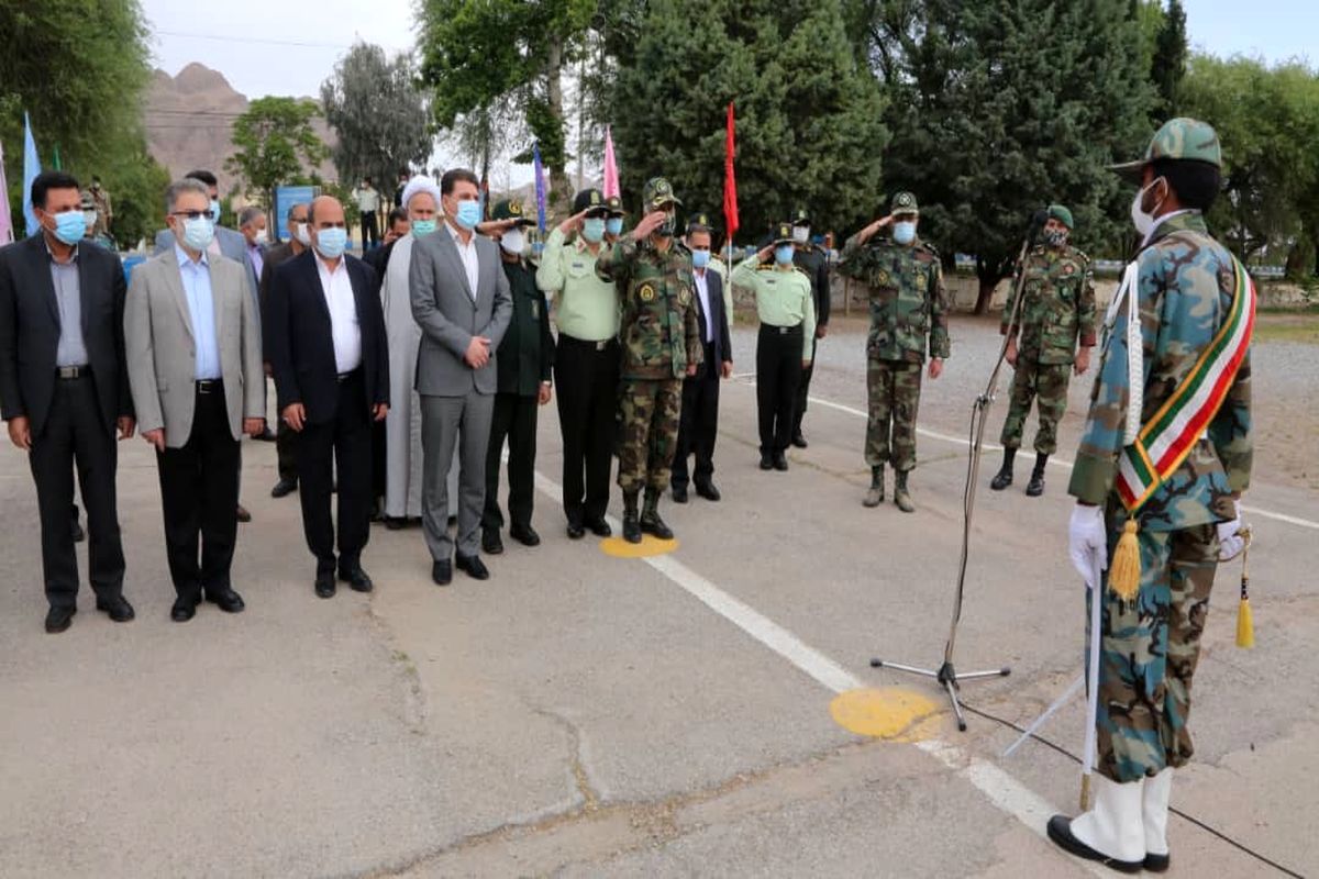 برگزاری مراسم گرامیداشت روز ارتش