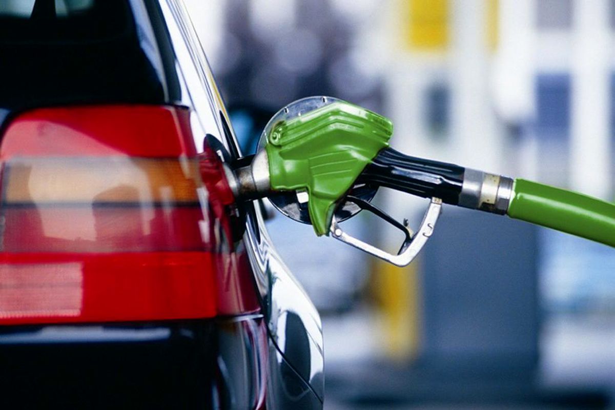 قیمت بنزین در آمریکا افزایش یافت / هر گالن بنزین به ۳ دلار و ۳۰ سنت رسید