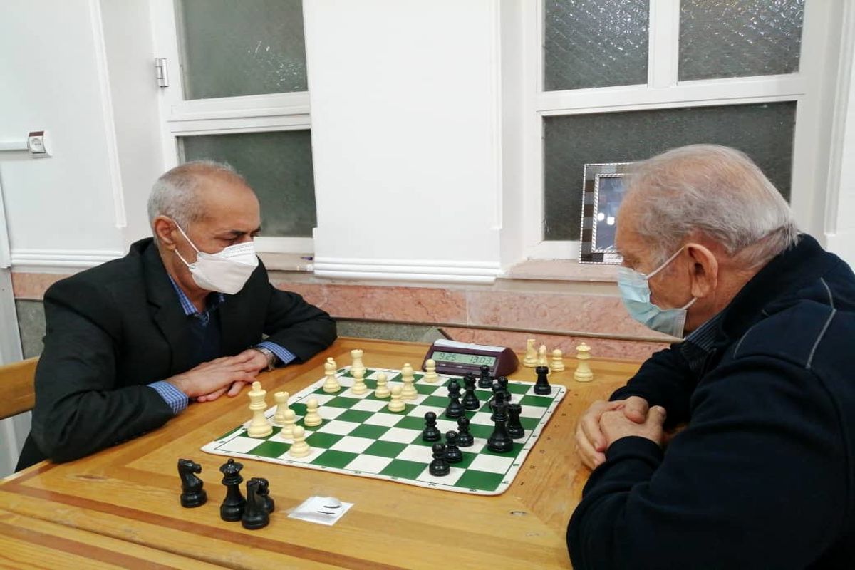 معرفی افراد برتر مسابقات شطرنج پیش کسوتان قزوین