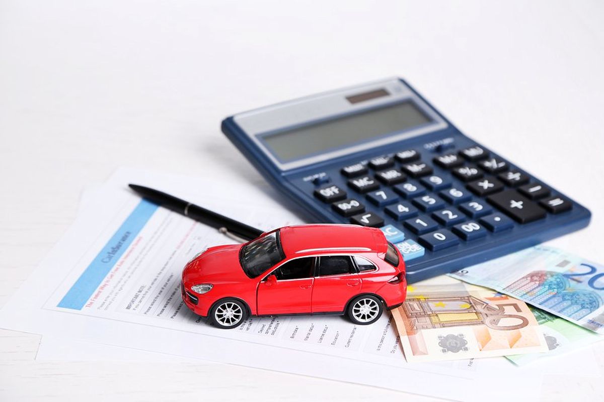 ملاک پرداخت مالیات خودروهای لوکس مجموع ارزش خودروهای اشخاص است