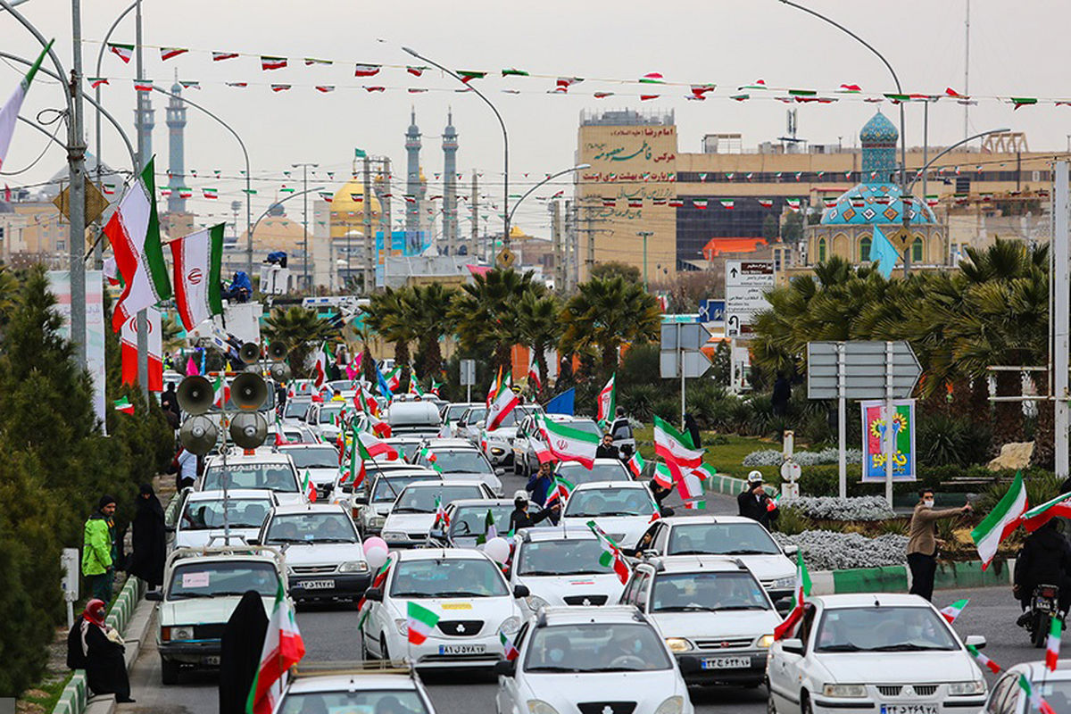 برگزاری راهپیمایی خودرویی یوم الله ۲۲ بهمن در قم