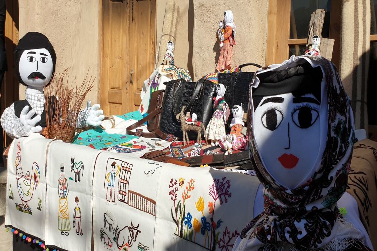 کارگاه تولید عروسک سنتی الولک با همکاری میراث فرهنگی قزوین راه اندازی می شود