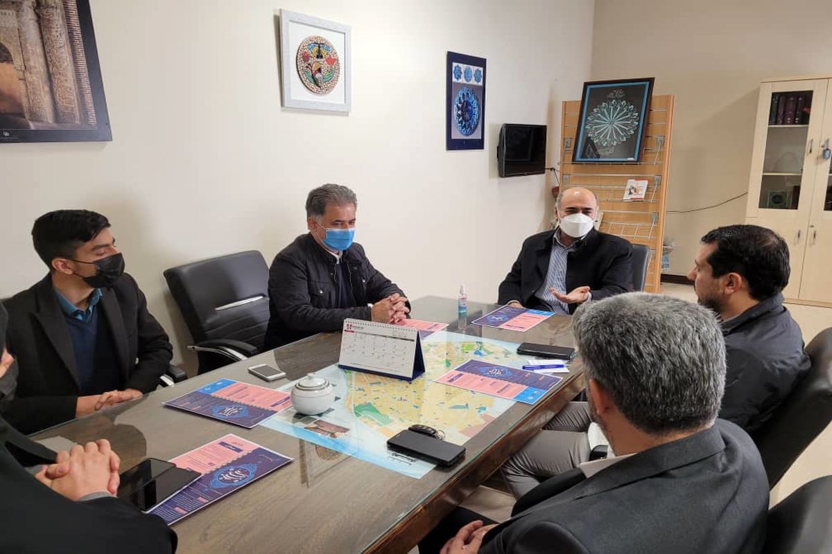 دیدار منتخبین اعضای خانه مطبوعات شهرستان قدس با رئیس اداره فرهنگ و ارشاد اسلامی