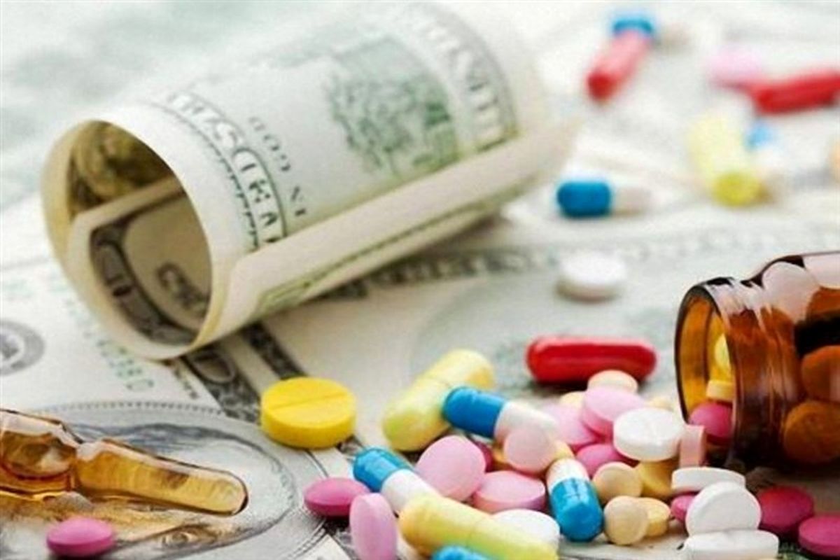 چرا دارو در آمریکا گران است؟
