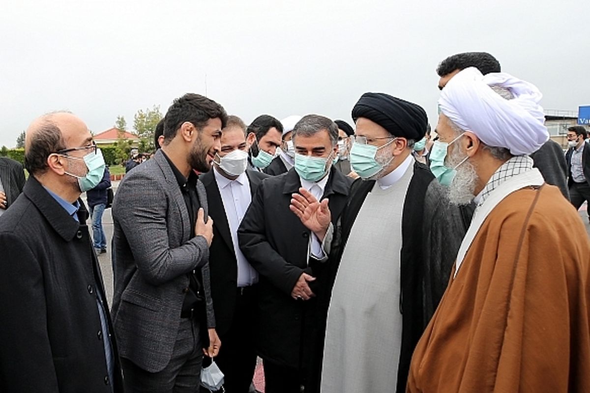 استقبال از رئیس جمهور در فرودگاه ساری /  آیت الله رئیسی مهمان ویژه مردم مازندران