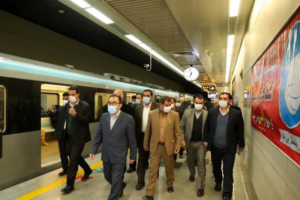 استاندار:  کمک دولت به خرید واگن و توسعه خطوط قطار شهری مشهد را پیگیری می‌کنیم