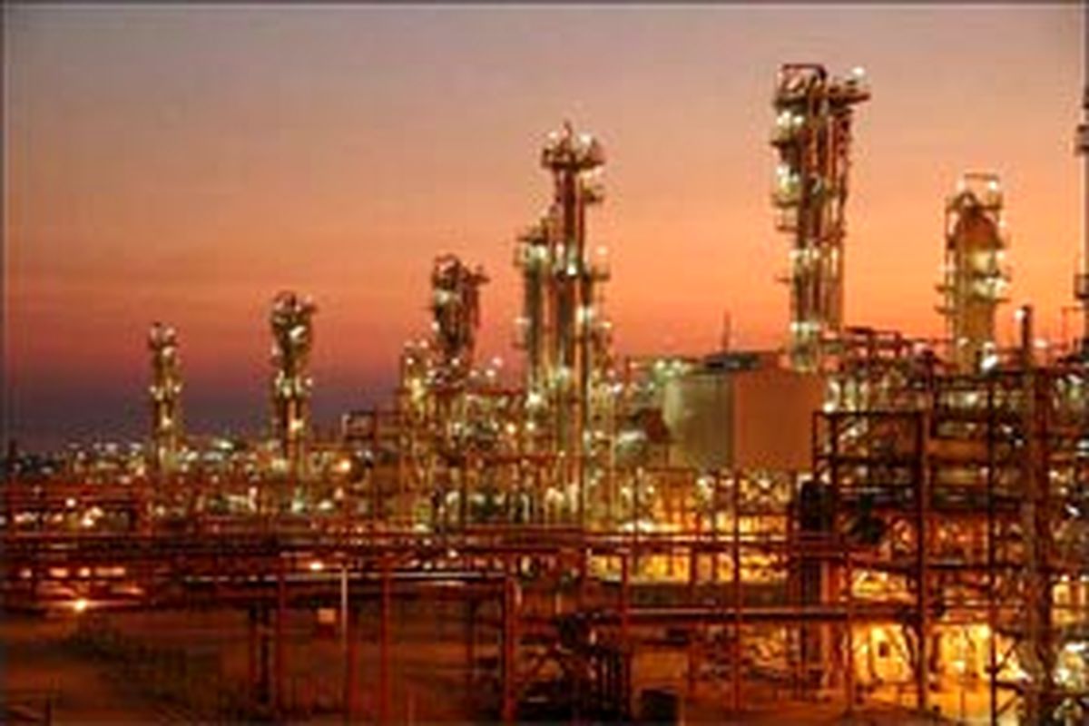 کاهش واردات و پالایش نفت در هند