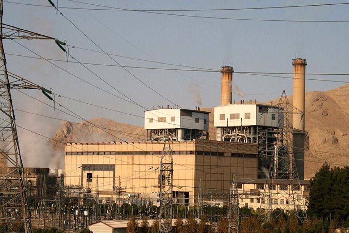 آمادگی واحد‌های بخار نیروگاه اصفهان در پیک تابستان ۱۴۰۰