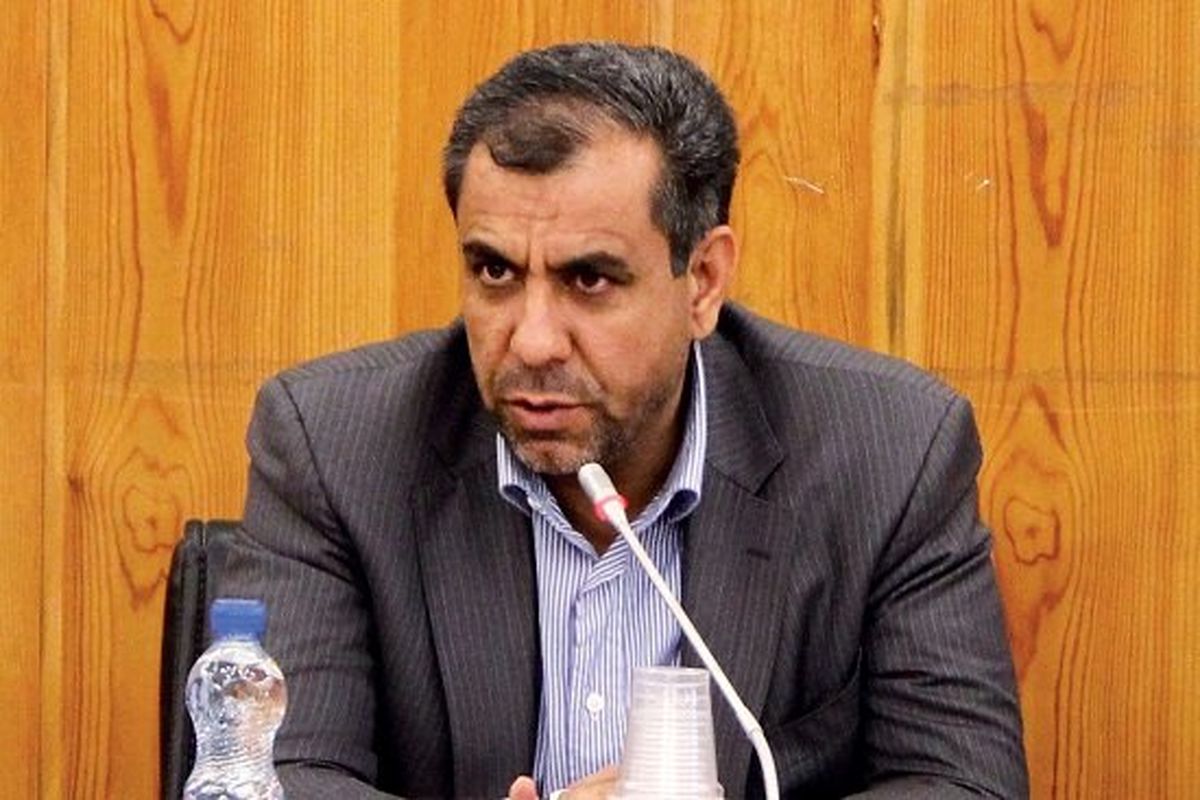 حوزه هنری با جذب جوانان هنرمند و خوش فکر می تواند اثار فاخری تولید کند