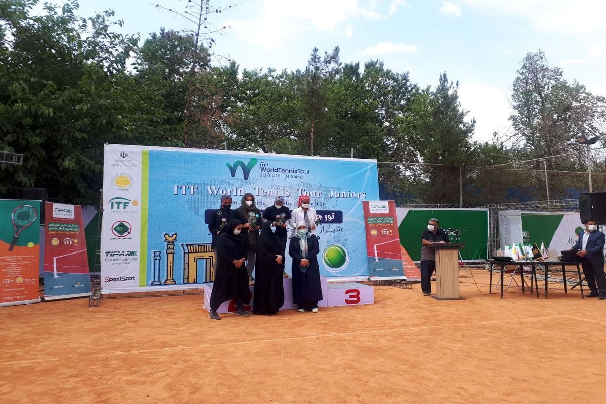 مراسم اختتامیه تور جهانی تنیس زیر ۱۸ سال با حضور معاون وزیر ورزش و جوانان برگزار شد