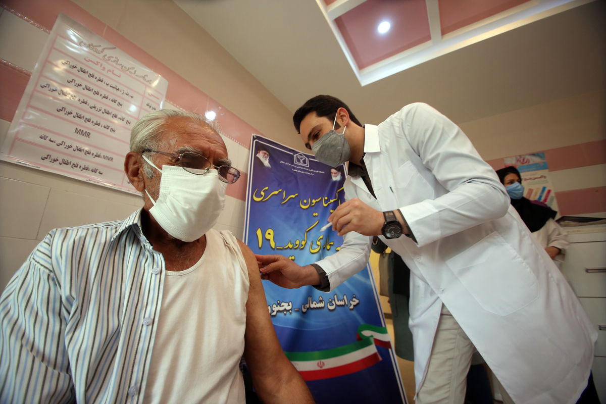 تزریق روزانه تا ۱۰۰۰ واکسن کرونا در خراسان شمالی
