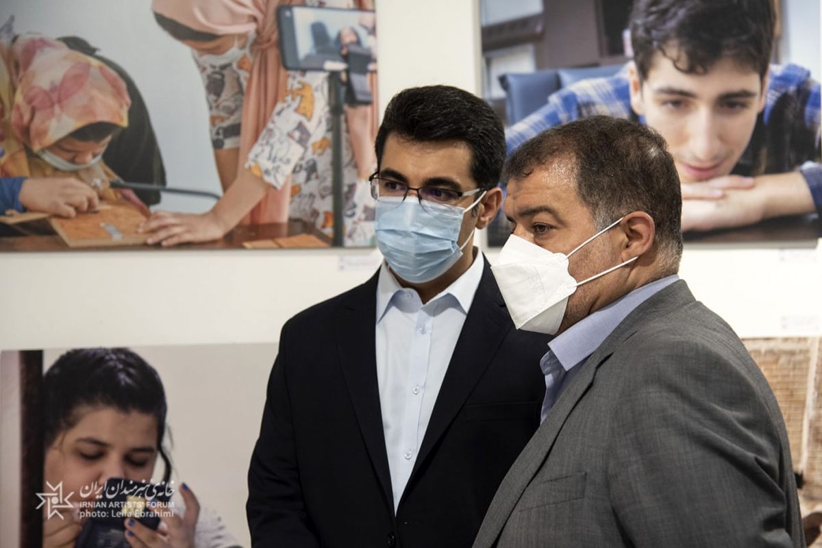 مدیران شهری از نمایشگاه‌های خانه هنرمندان ایران بازدید کردند