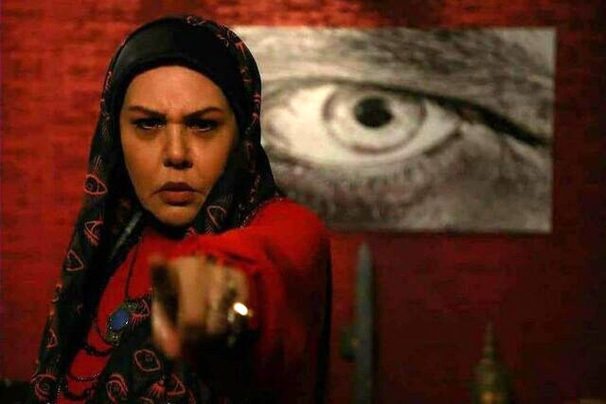 پشت صحنه مجموعه «احضار » پخش می شود