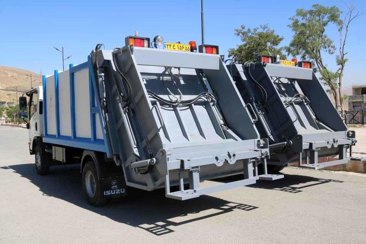 اضافه شدن چهار دستگاه خودرو مکانیزه حمل زباله به ناوگان خودرویی خدمات شهری سنندج