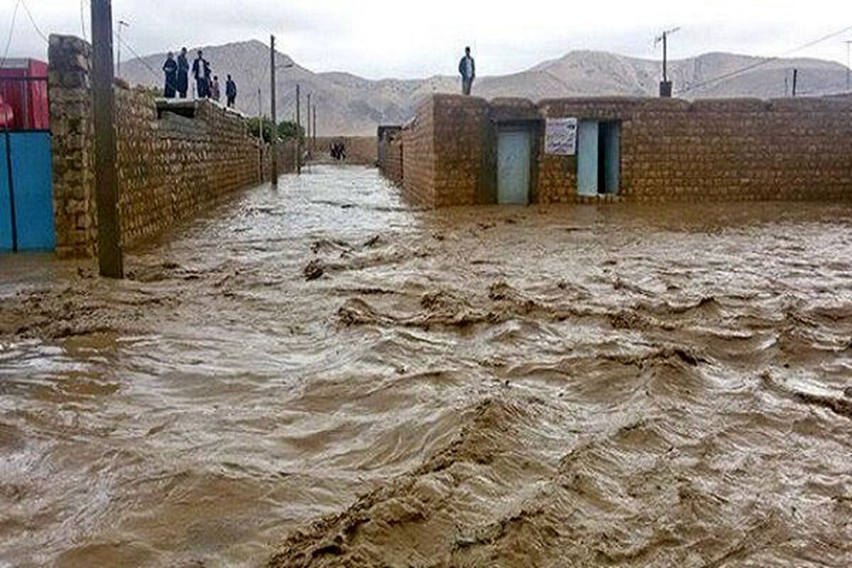 مسدود شدن راه ارتباطی ۴۰ روستای سیستان و بلوچستان بر اثر سیل